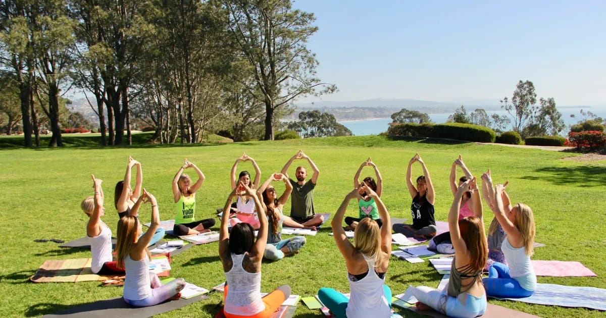 Yoga med Club teddie & brunch